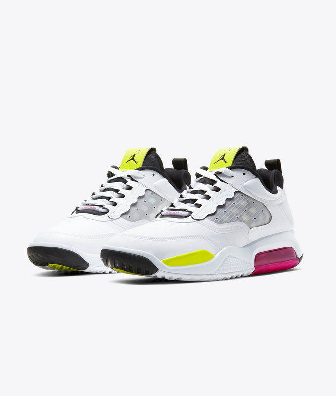 JORDAN MAX 200 'WHITE/BLACK-ACTIVE FUCHSIA-CYBER'