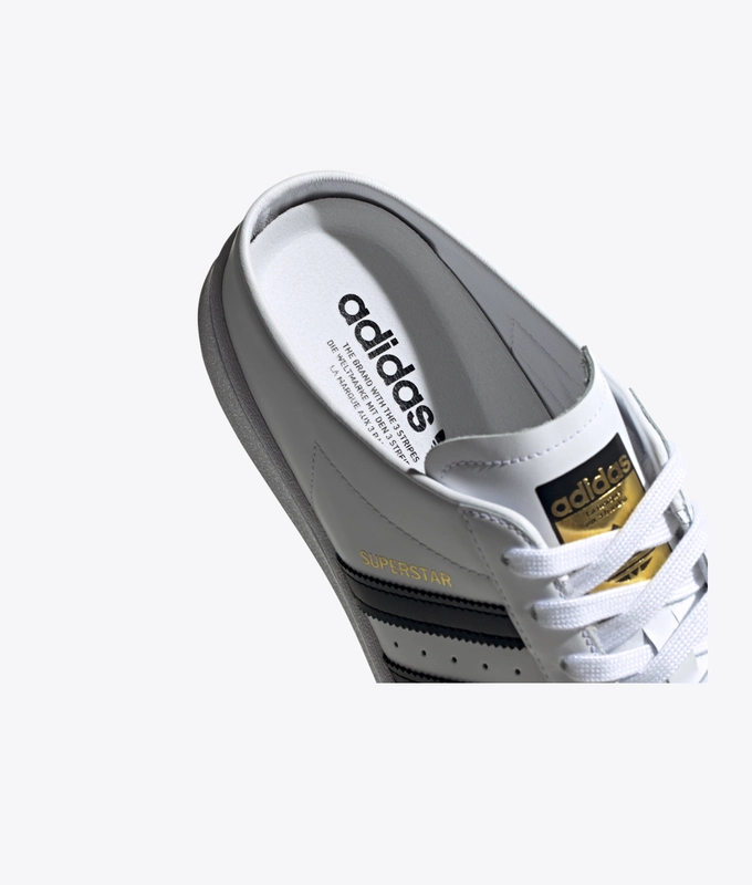 SUPERSTAR MULE 'CLOUD WHITE / CORE BLACK / CLOUD WHITE'