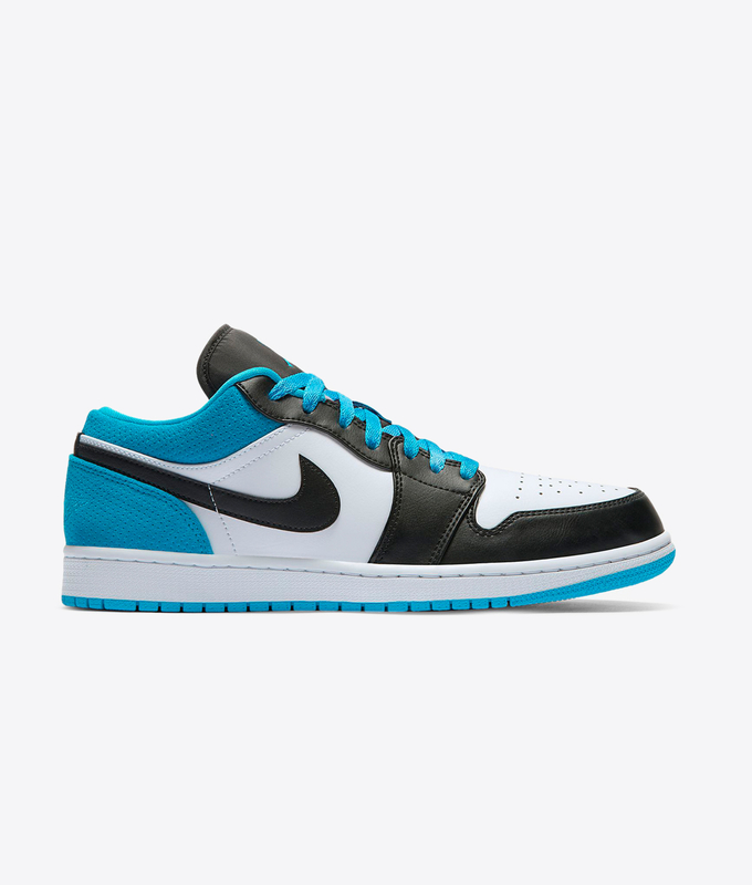 AIR JORDAN 1 LOW SE 'Black/Laser Blue/White/Black'