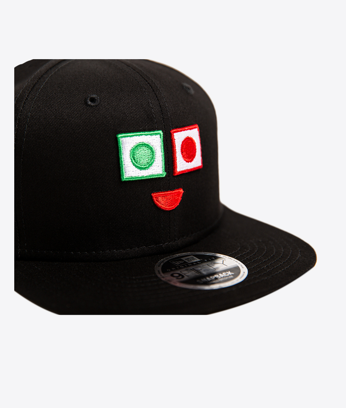 X NEW ERA 'I SEE FACES' 9FIFTY SNAPBACK HAT 'BLACK'