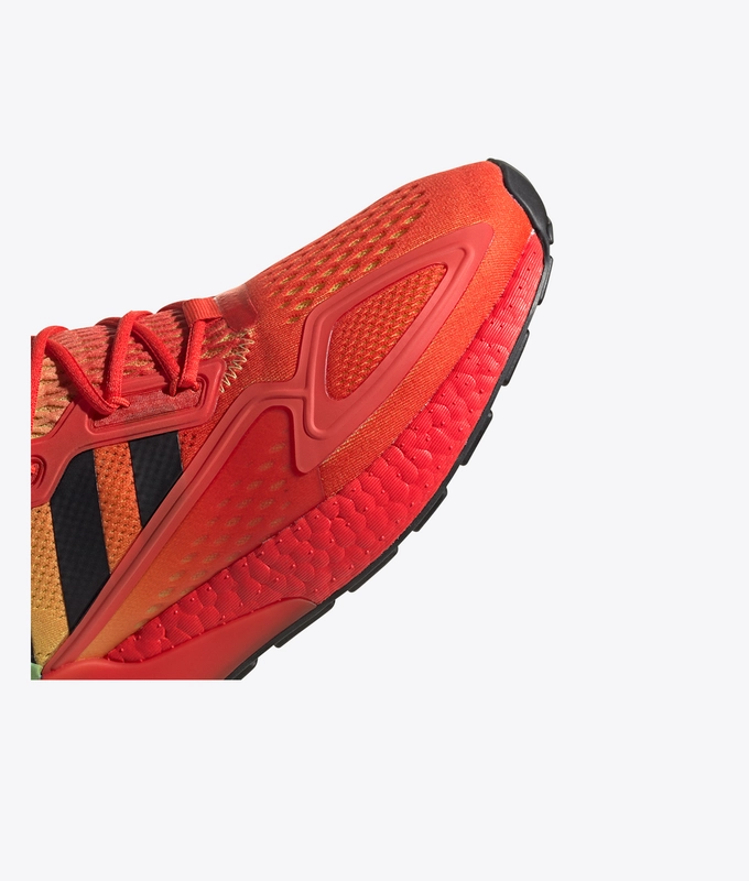 ZX 2K BOOST 'SYELLO/FTWWHT/HIRERE'