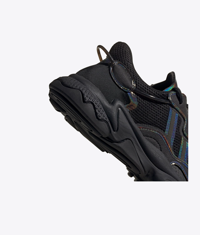 OZWEEGO 'CBLACK/CBLACK/FTWWHT'