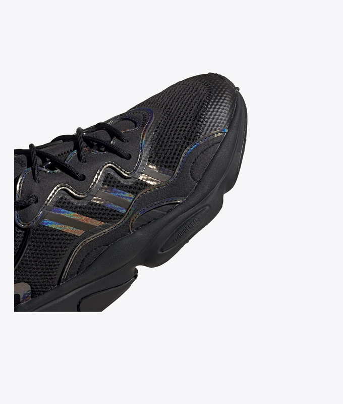 OZWEEGO 'CBLACK/CBLACK/FTWWHT'