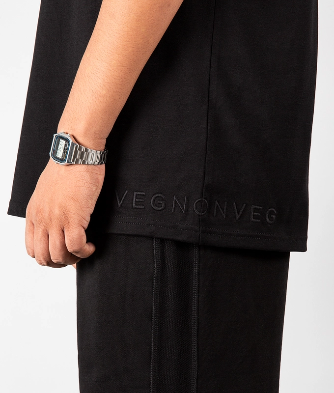 VegNonVeg Essential Tee 'BLACK'