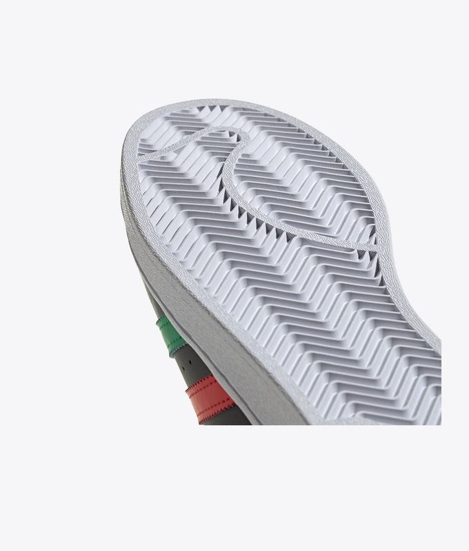 SUPERSTAR 'CBLACK/GREEN/FTWWHT'