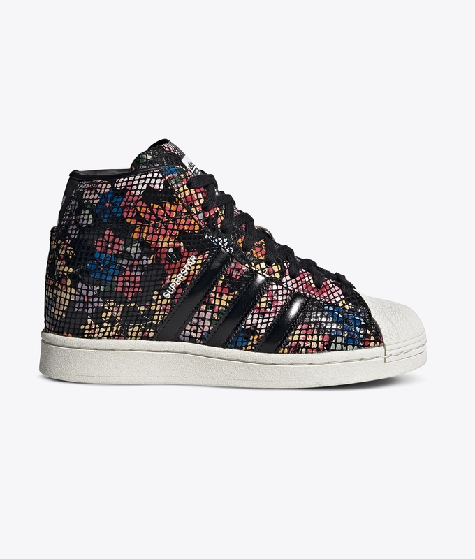SUPERSTAR UP W 'core black'