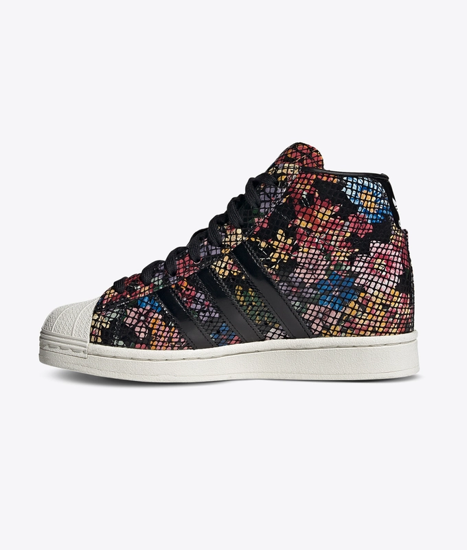 SUPERSTAR UP W 'core black'