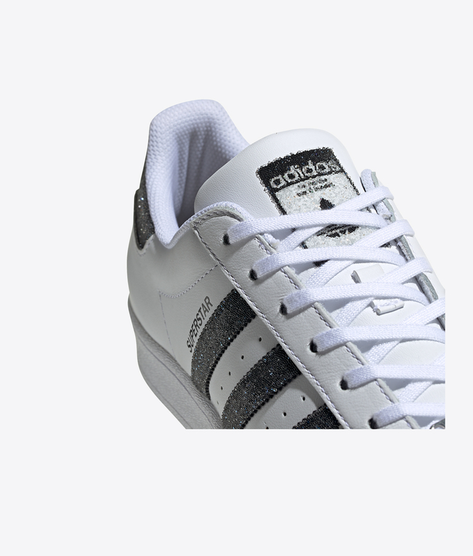 SWAROVSKI crYstal SUPERSTAR 'ftwr white/core black/silver met'