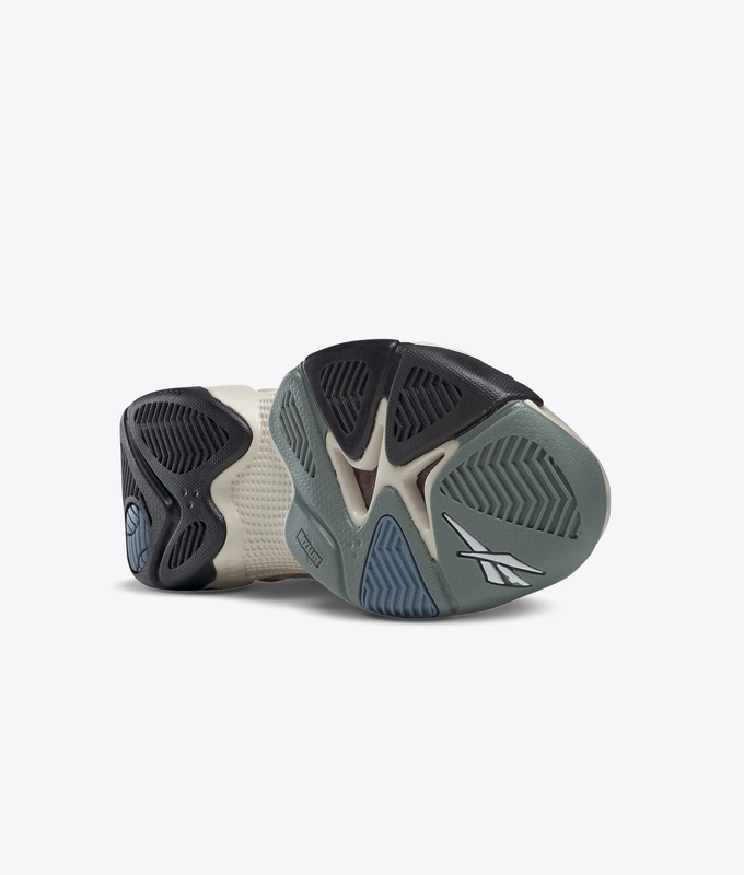 x BRAIN DEAD PUMP COURT 'PAPER WHITE / GOAL GREEN / RED RUSH'