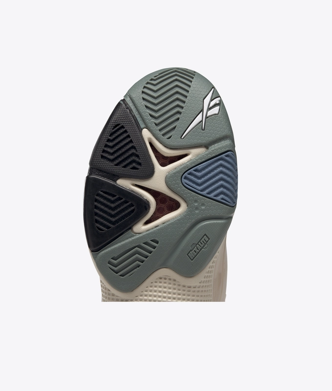 x BRAIN DEAD PUMP COURT 'PAPER WHITE / GOAL GREEN / RED RUSH'