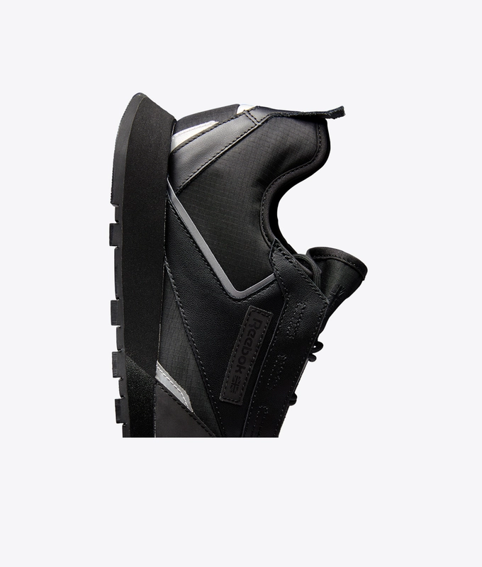 CL LEATHER PREMIER 'black/black/silver met'