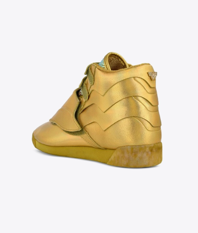 x wonder woman F/S HI MU 'Gold Metallic / Gold Metallic / Excellent Red'