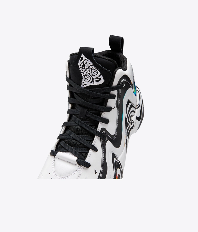KAMIKAZE II Wavy Train 'white/black/white'