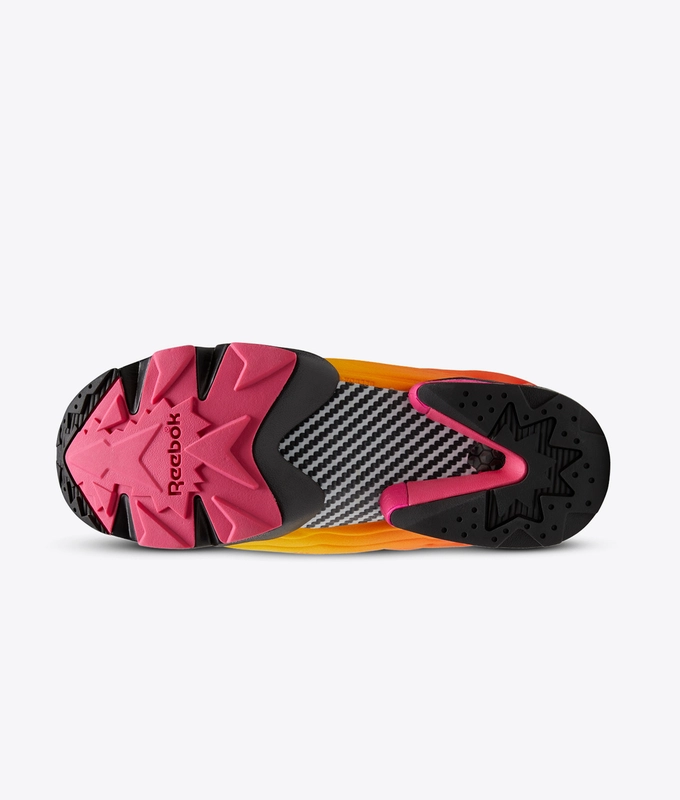 x CHROMAT INSTAPUMP FURY 'SOLAR ORANGE/ALERT YELLOW/BLACK'