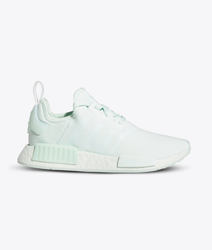 NMDR1 W 'dash green/dash green/dash green'