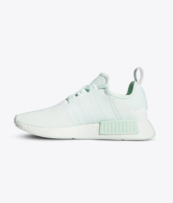 NMDR1 W 'dash green/dash green/dash green'