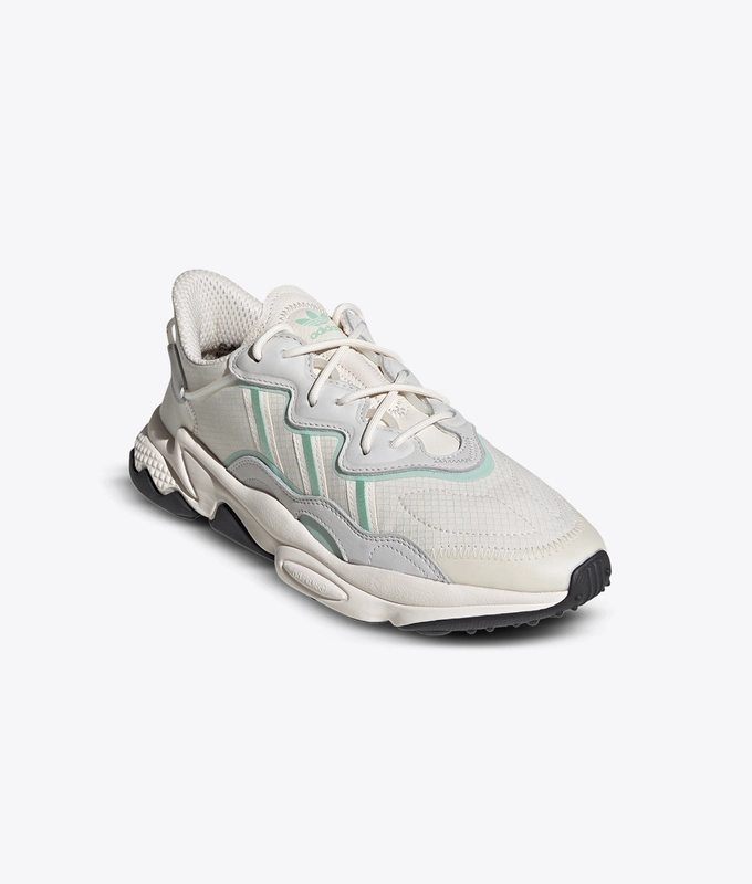 OZWEEGO 'chalk white/blush green/core black'