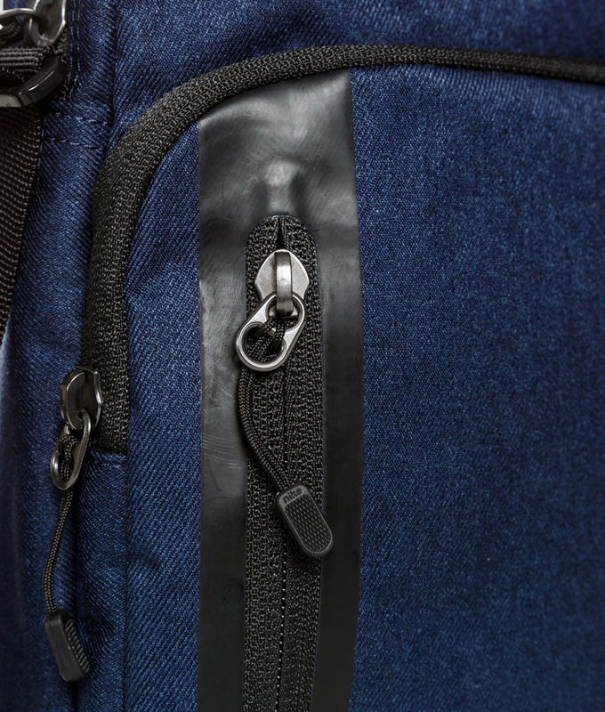 NIKE TECH SMALL ITEMS BAG 'OBSIDIAN/BLACK'