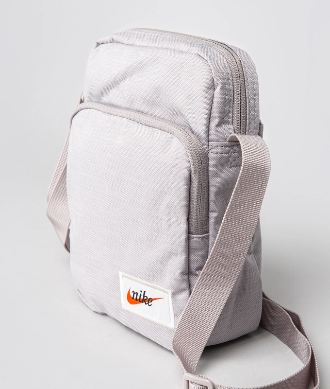 NIKE HERITAGE SMIT BAG 'ATMOSPHERE GREY/ORANGE BLAZE'