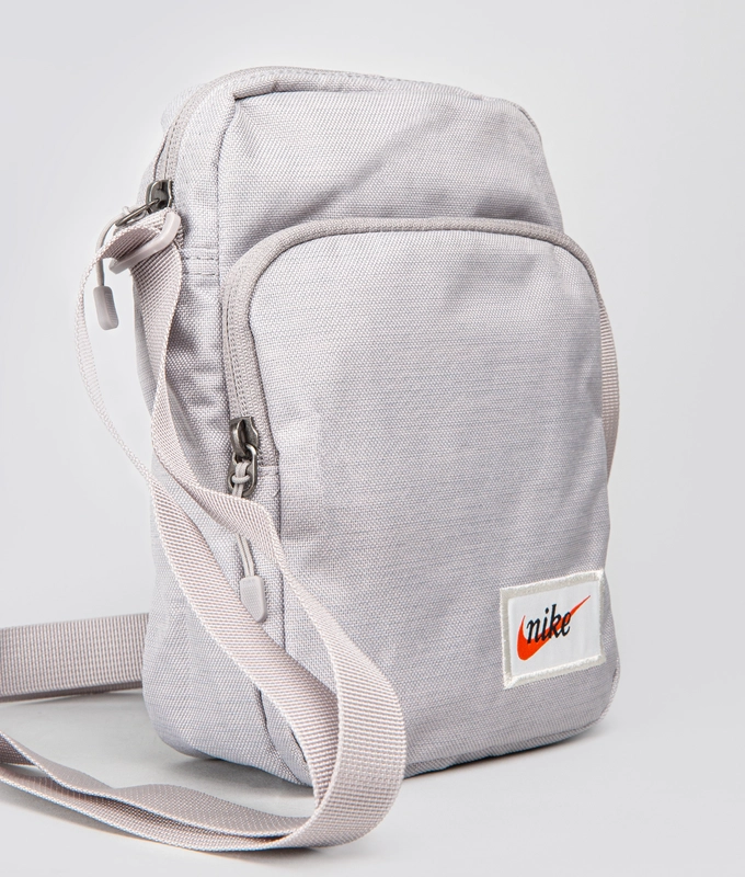 NIKE HERITAGE SMIT BAG 'ATMOSPHERE GREY/ORANGE BLAZE'