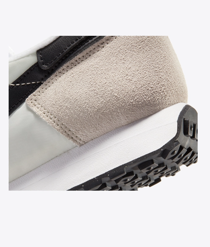 CHALLENGER OG 'LIGHT BONE/BLACK-WHITE'