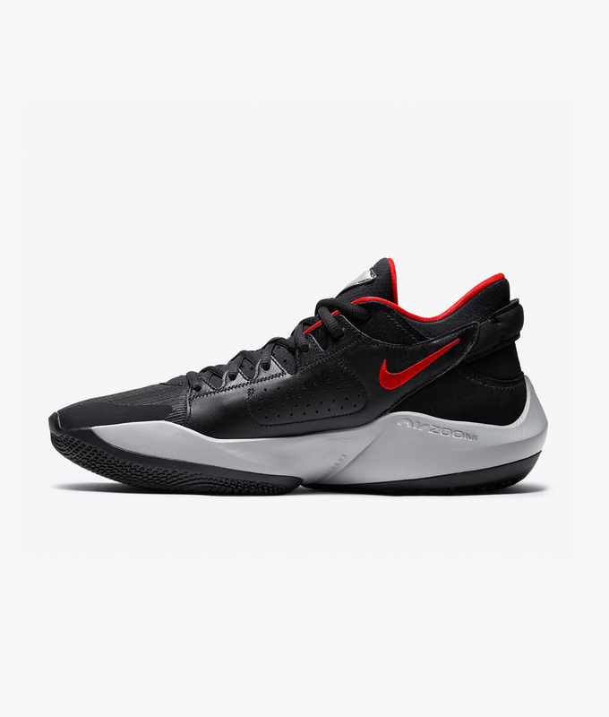 ZOOM FREAK 2 'BLACK/WHITE-UNIVERSITY RED'