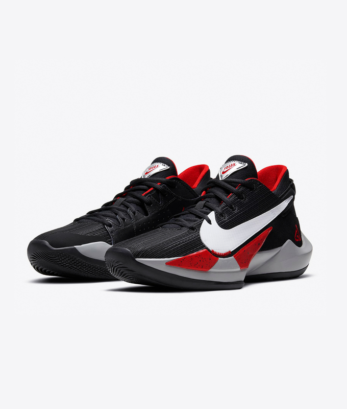 ZOOM FREAK 2 'BLACK/WHITE-UNIVERSITY RED'