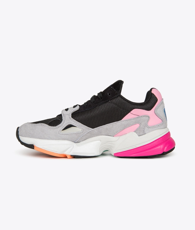 FALCON W 'LIGHT GRANITE'