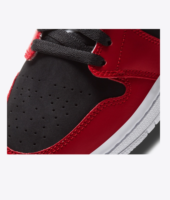 WMNS AIR JORDAN 1 MID