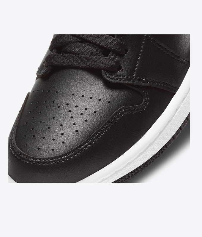 Wmns Air Jordan 1 Mid