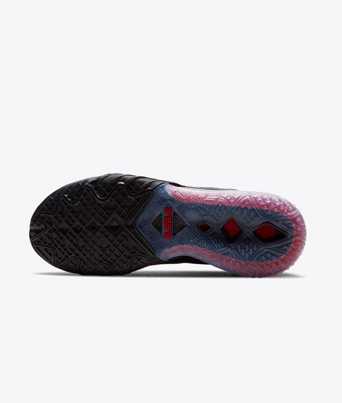 Lebron Xviii Low