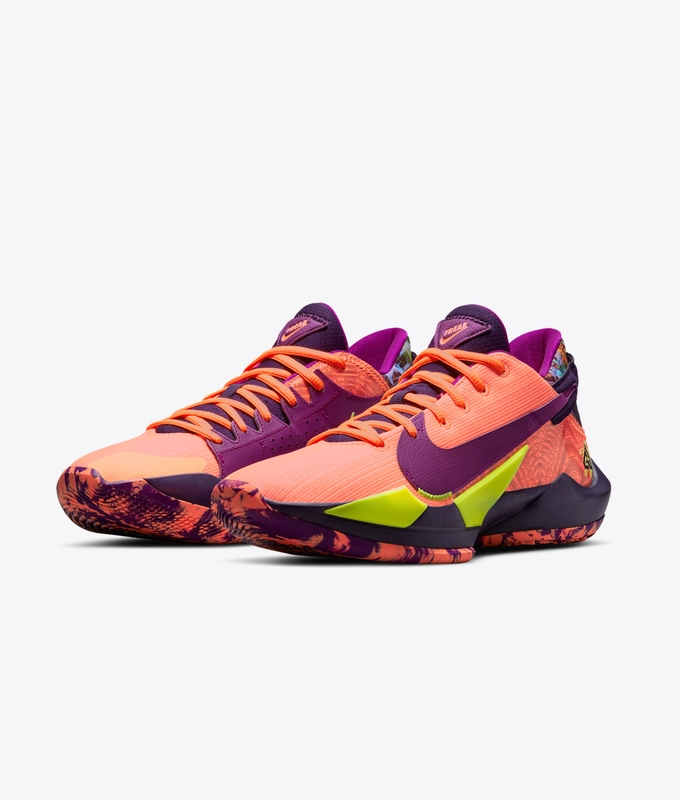 Zoom Freak 2