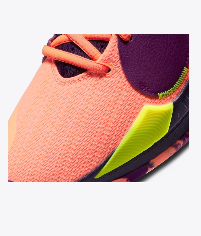 Zoom Freak 2