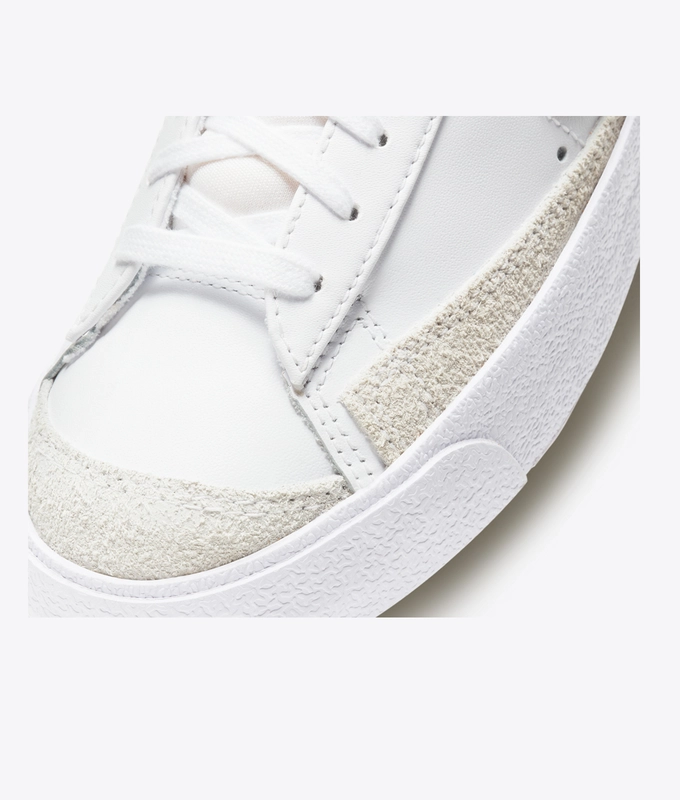 W Blazer Mid '77 Se