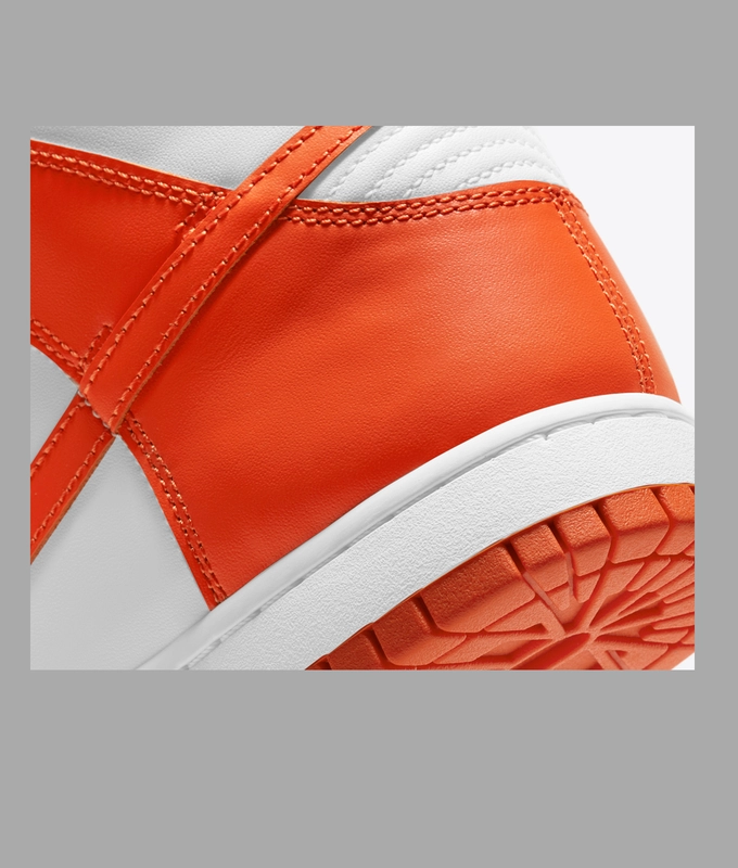 Dunk Hi Retro