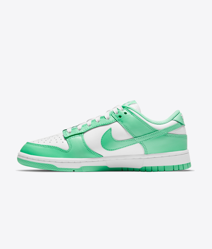 W Dunk Low