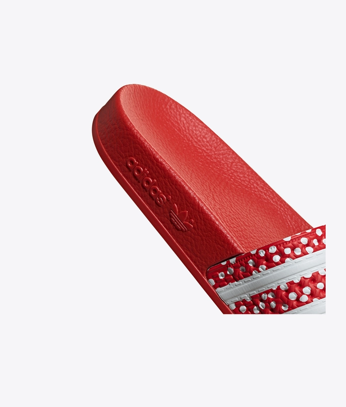 Adilette W