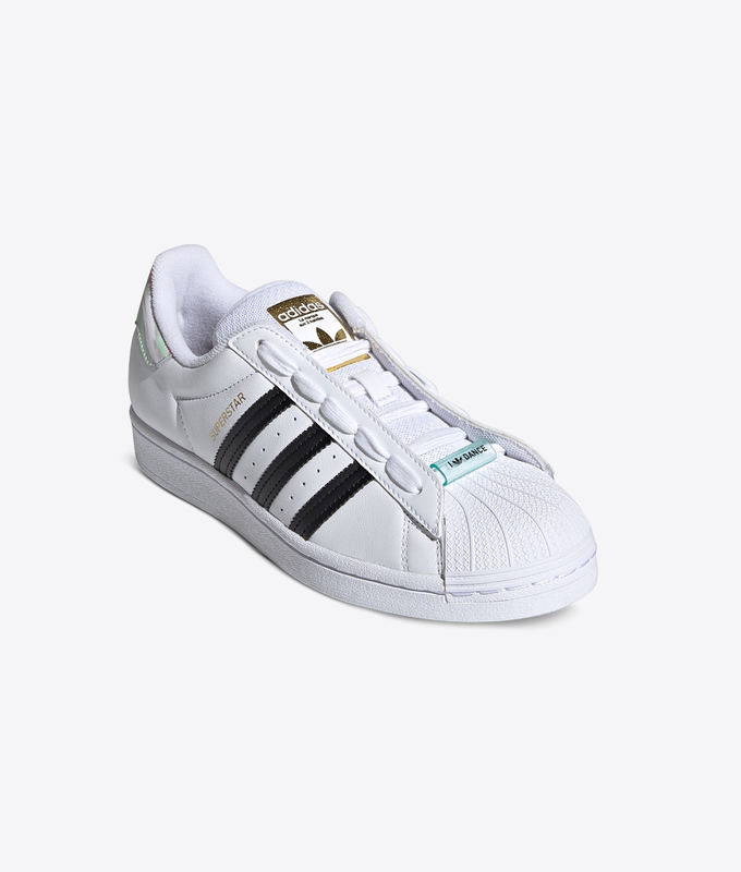 Superstar W