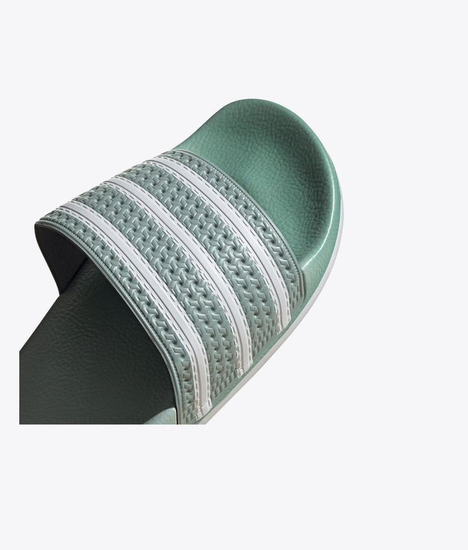 Adilette