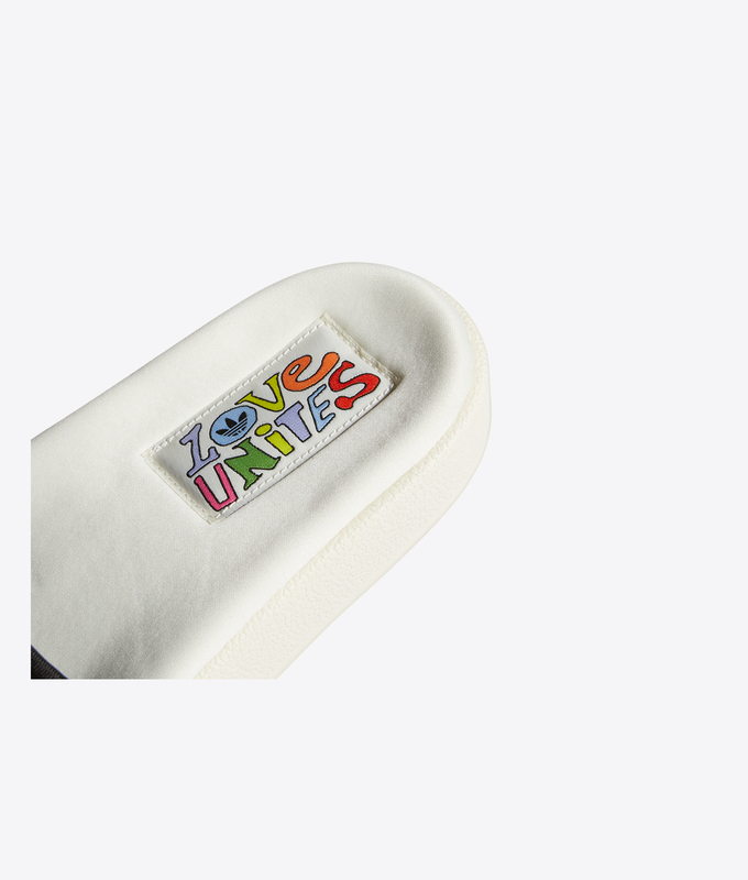 Adilette Sandle 20 Pride