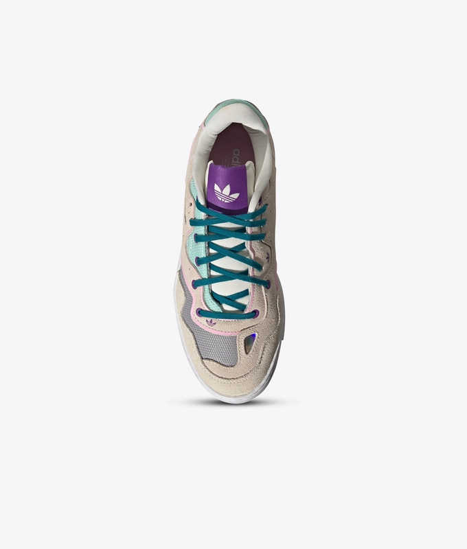 Supercourt Style W