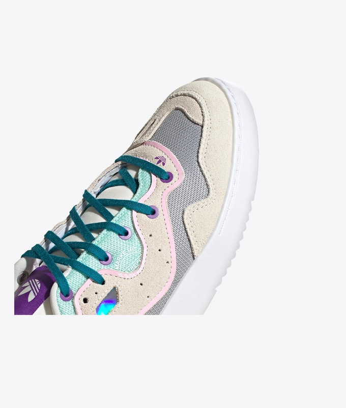 Supercourt Style W