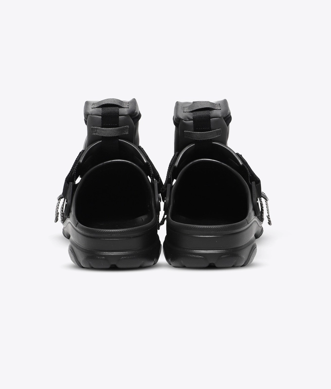 Beamsxcrocsclsscatmilitaryclog