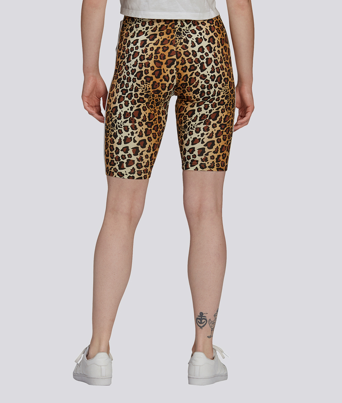 Short Tight