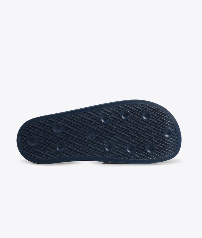 Adilette