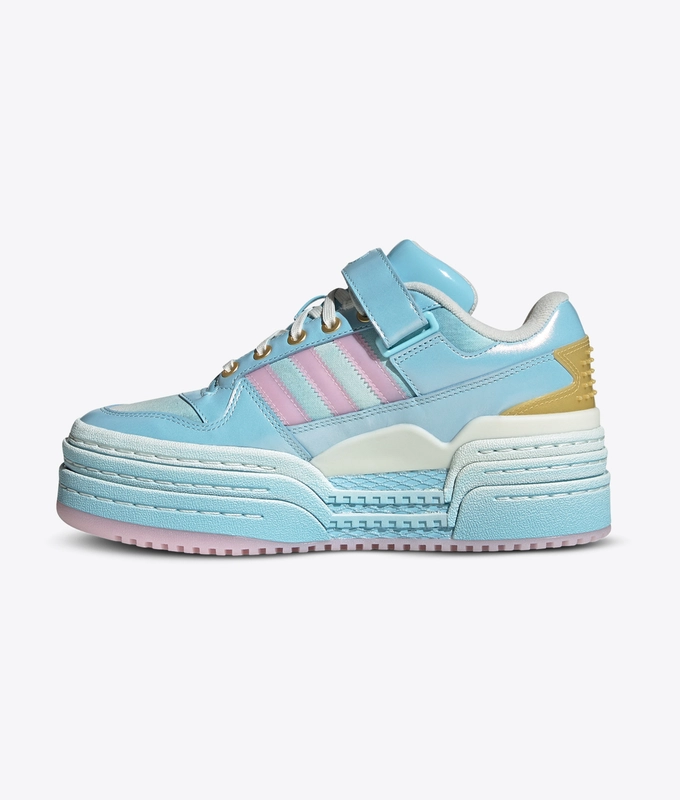 Disney Tripleplatforum Low