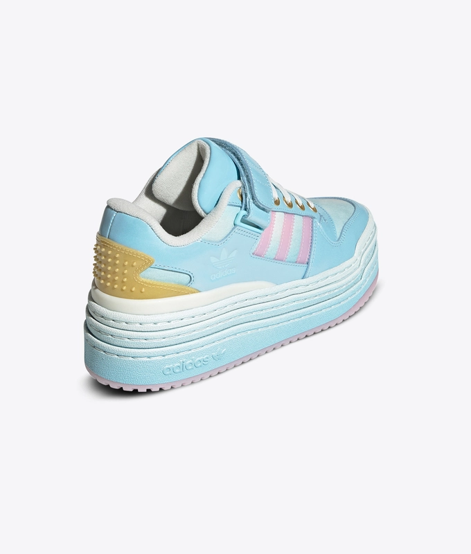 Disney Tripleplatforum Low