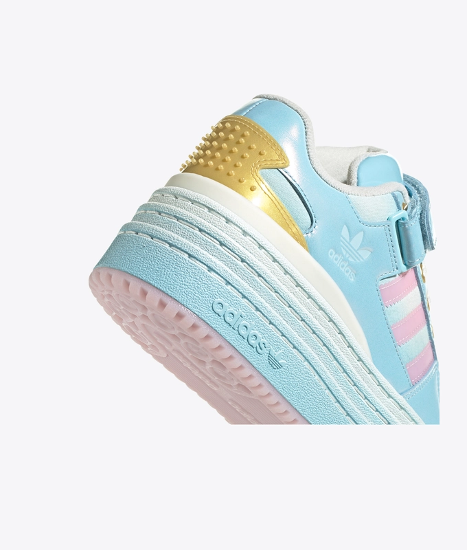 Disney Tripleplatforum Low