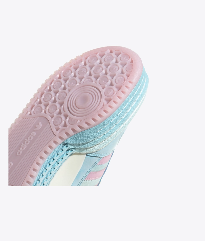 Disney Tripleplatforum Low