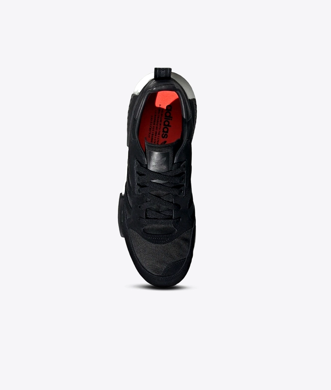 BOSTONR1 NEVER MADE 'TRIPLE BLACK'